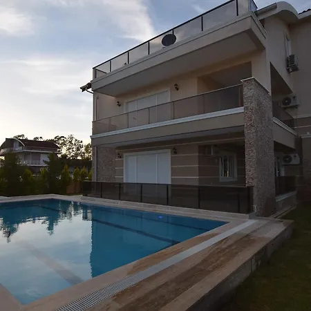 Villa Sato *